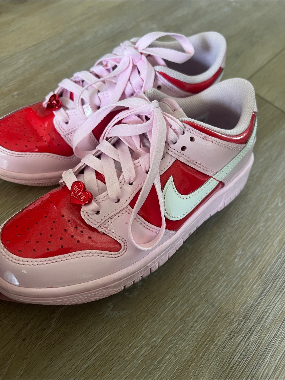 Nike Kids Pink & Red Low-Top Sneakers with White Swoosh